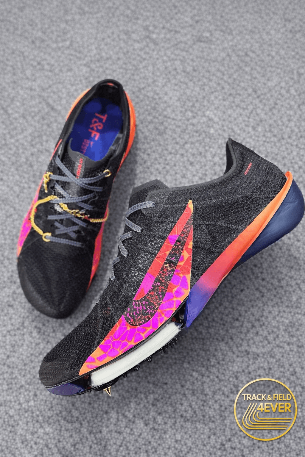 NIKE - AIR ZOOM VICTORY 2 GLAM - UNISEXE