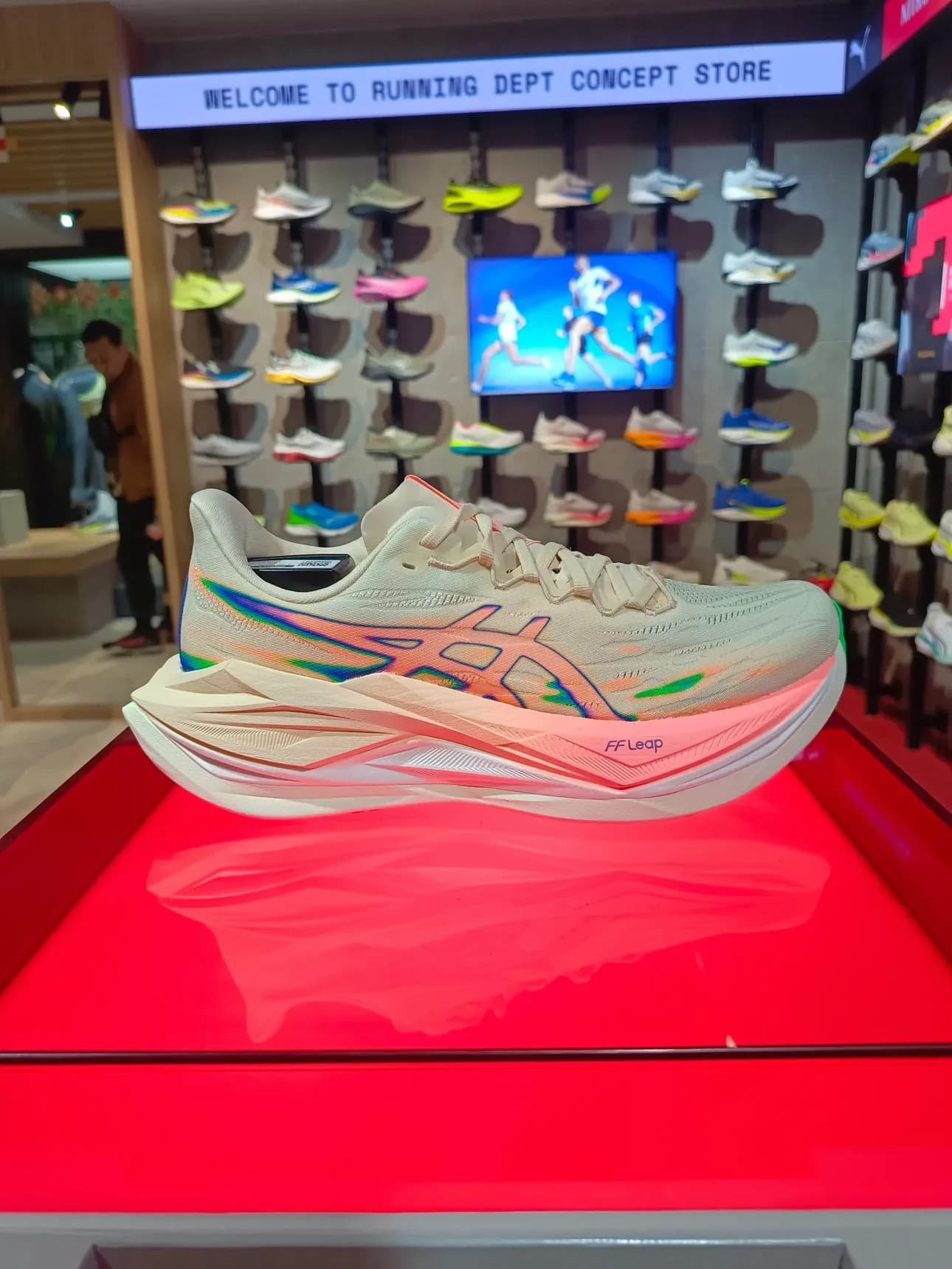 ASICS SUPERBLAST 3 new color